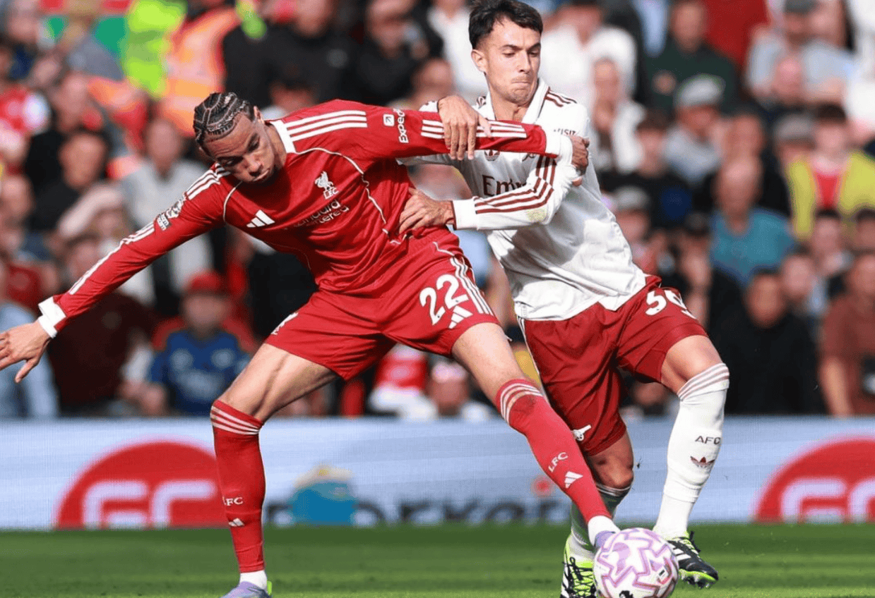 超级世界波绝杀！阿森纳轰然倒下，卫冕冠军狂飙：豪取3连胜